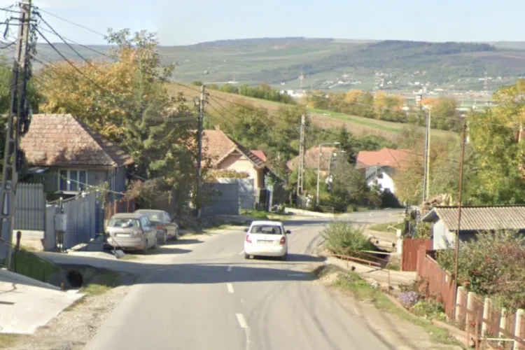 Viteză de raliu și pericol în Cluj! Locuitorii de pe strada Crișeni cer radare după ce două pisici au fost ucise din cauza șoferilor teribiliști