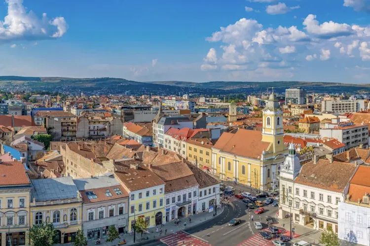 Cât costă viața în Cluj? De la o masă la restaurant până la chirii uriașe, clujenii plătesc serios pentru confortul urban