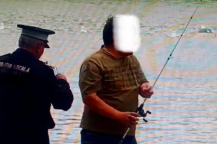 „Concurs” de pescuit într-un parc din Cluj-Napoca! Clujenii cer sprijinul poliției: „În ultima vreme, unii pescuiesc în lac” 