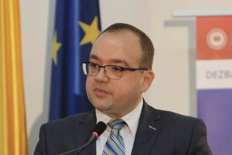 Profesorul clujean Valentin Naumescu respinge zvonurile: „Nu am discutat niciodată despre șefia SRI și nu vreau această funcție”