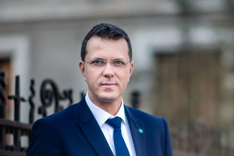 Ministrul Apărării avertizează: România și NATO vor riposta dur după încălcarea spațiului aerian polonez de dronele rusești!