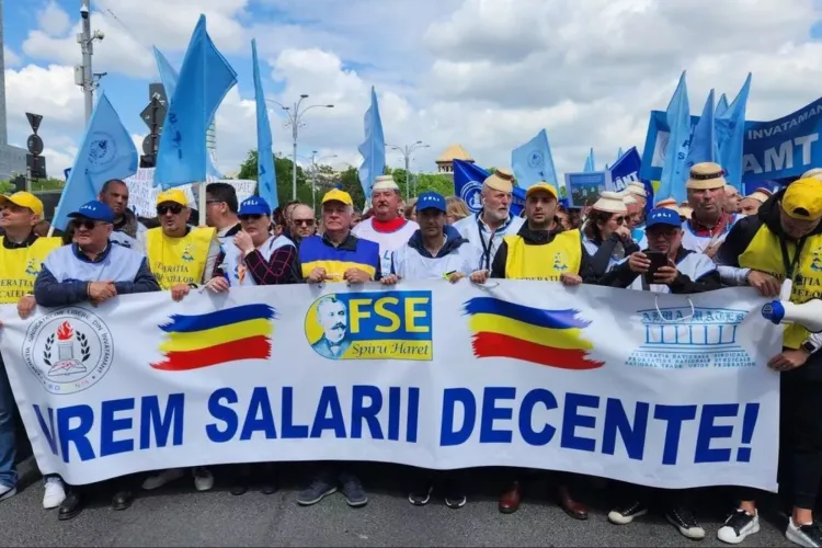 Sindicaliștii din Educație amenință cu greva generală și cer demisia ministrului Daniel David. Copiii vor avea din nou de suferit