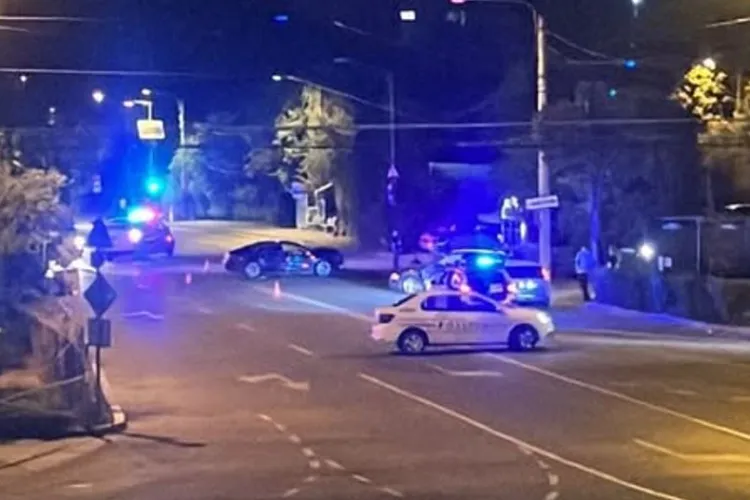 Accident azi-noapte în cartierul Mănăștur din Cluj-Napoca. Un bărbat a fost transportat de urgență la spital FOTO
