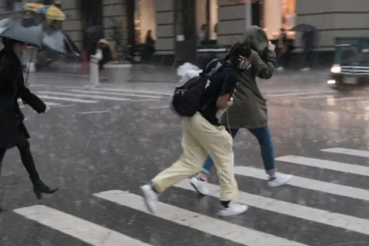 Clujul, sub Cod galben! Toamna aduce ploi torențiale și descărcări electrice. Vremea se schimbă radical 