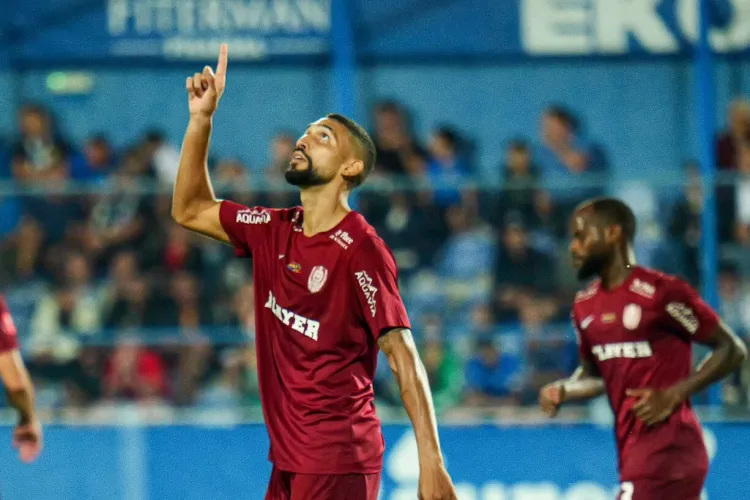 Transfer-bombă în Liga 1: Becali vrea fundaș de la CFR Cluj, dar Varga îi cere aproape 1 milion de euro pentru Leo Bolgado!