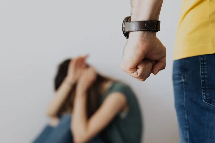 România ia măsuri serioase împotriva violenței domestice: Parlamentul înființează comisia specială „România fără violență domestică”