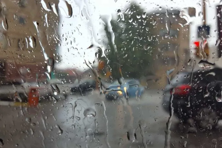 Ploile revin cu forță în Cluj și nord-vestul Transilvaniei! ANM emite cod galben: 20–40 l/mp și risc de inundații locale