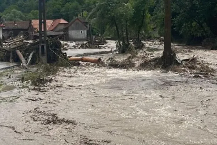 Atenție, Cluj! Cod Galben de viituri și inundații pe râuri. Hidrologii trag un semnal de alarmă 