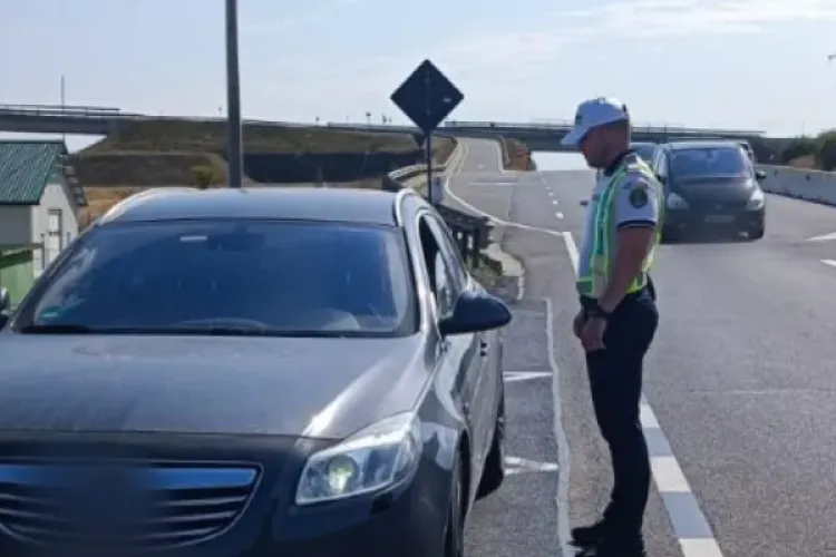 Ce au descoperit polițiștii într-o razie fulger pe străzile din Cluj? Detalii neașteptate. S-a lăsat cu amenzi de mii de lei 