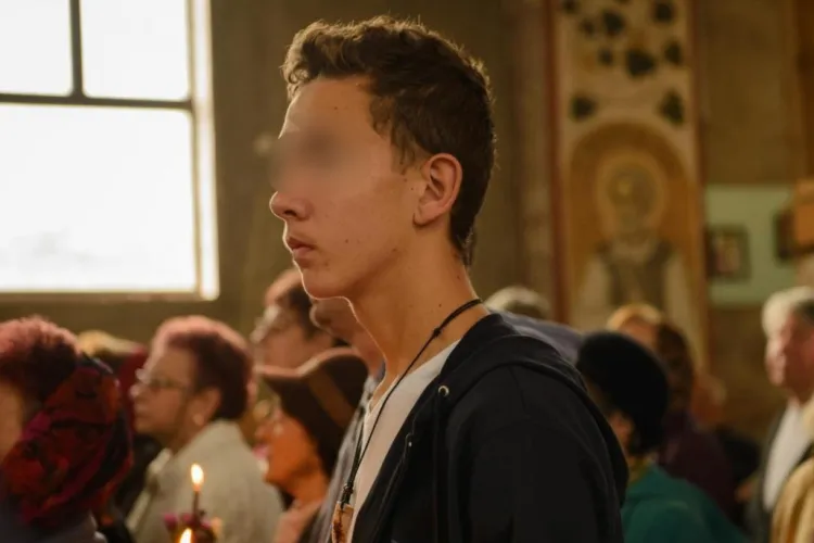 Cine a zis că tinerii nu mai sunt credincioși? La Cluj se cer recomandări pentru biserici cu „rating” bun: Un clujean caută biserica potrivită