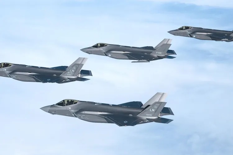 Polonia cere activarea Articolului 4 NATO, după ce a doborât mai multe drone rusești. Ce va face România în această situație?