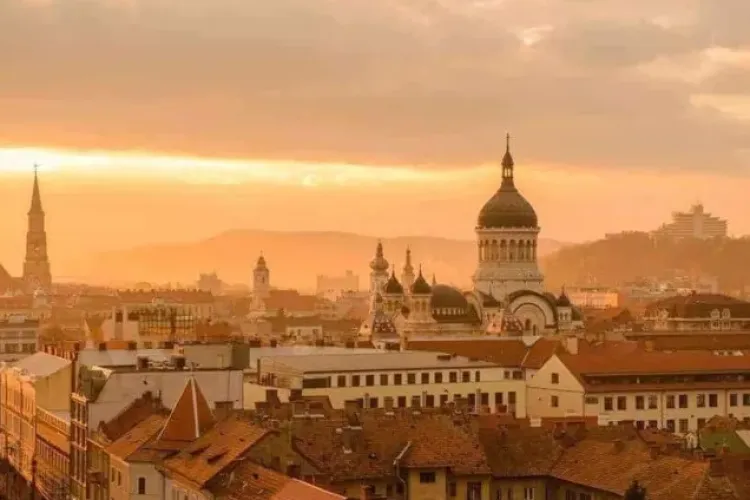 Clujul „fierbe” sub COD GALBEN de caniculă în septembrie! Temperaturile ajung la prag critic sâmbătă