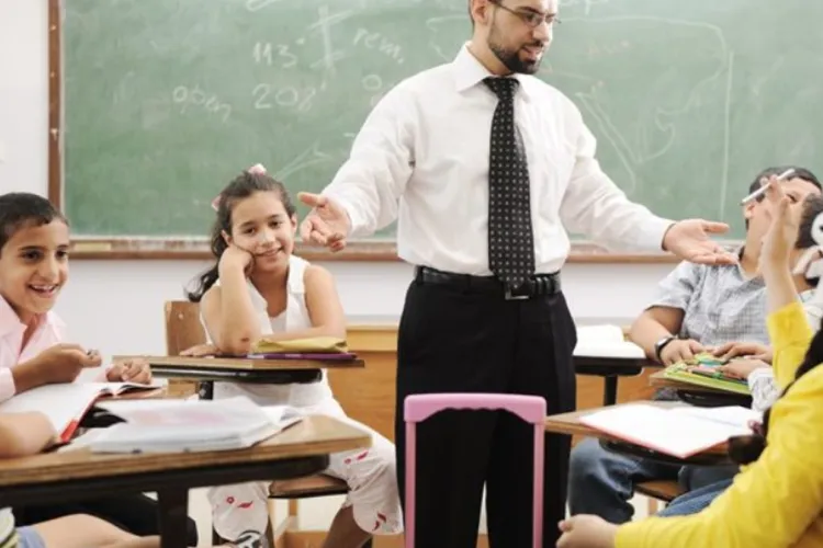 Anul școlar 2025-2026 are șanse minime să înceapă pe 8 septembrie 2025. „Copii care vor merge pe jos, prin pădure, chiar printre urși”