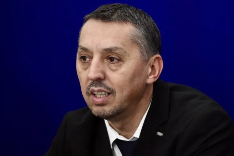 Daniel David, avertisment după mesajul de amenințare primit de sute de școli: „Trebuie să ne continuăm activitatea cu o doză de îngrijorare rațională”