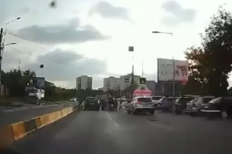 Un șofer mort de beat a lovit o femeie pe trecerea de pietoni! Bărbatul a fost prins la volan cu o alcoolemie uriașă