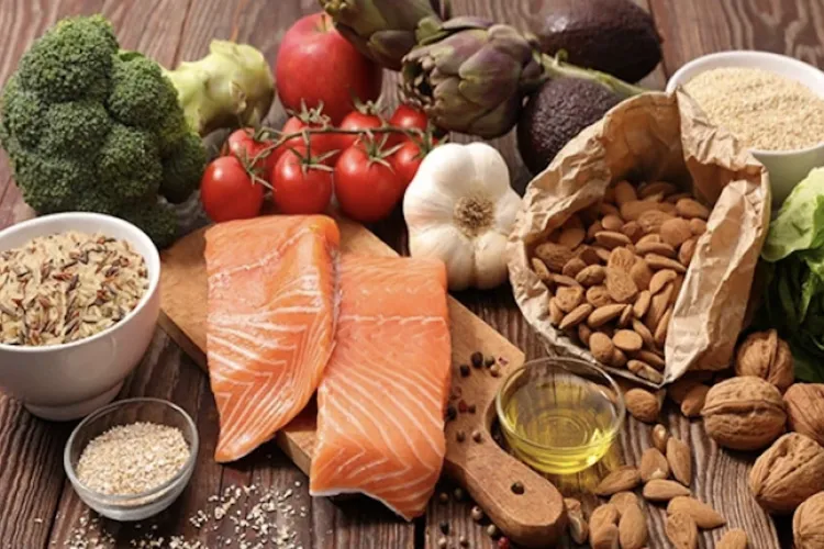 Filozofia alimentară a clujenilor: Între „nici prea-prea, nici foarte-foarte” și obsesia costisitoare pentru produse bio și locale fără E-uri