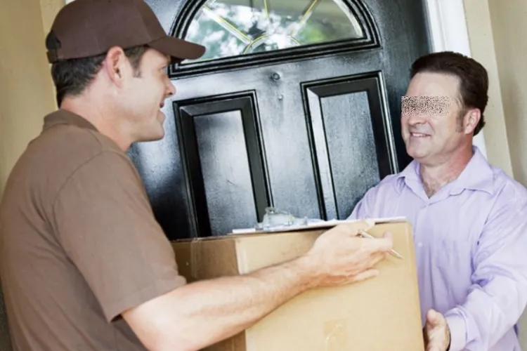 Un clujean a bătut recordul la comenzile online. Ce și-a cumpărat, a cheltuit mii de lei. Livratorii au avut de lucru fără oprire