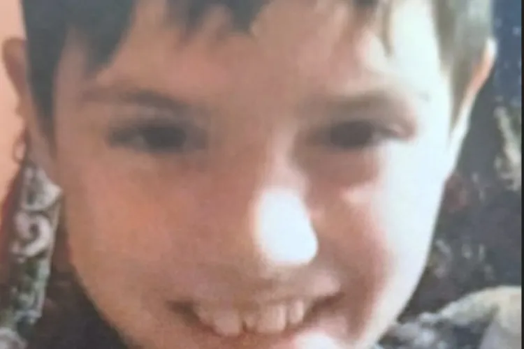 L-ați VĂZUT? S-a trimis mesaj RO-Alert, după ce un copil de 11 a dispărut! Autoritățile cer ajutorul tuturor cetățenilor