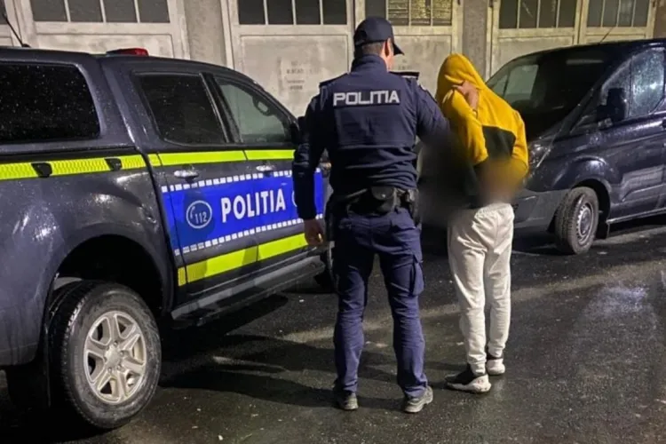 Tânăr de 21 de ani, reținut pentru conducere fără permis în Cluj: A fugit de polițiști, iar pasagera din dreapta a încercat să mușamalizeze totul