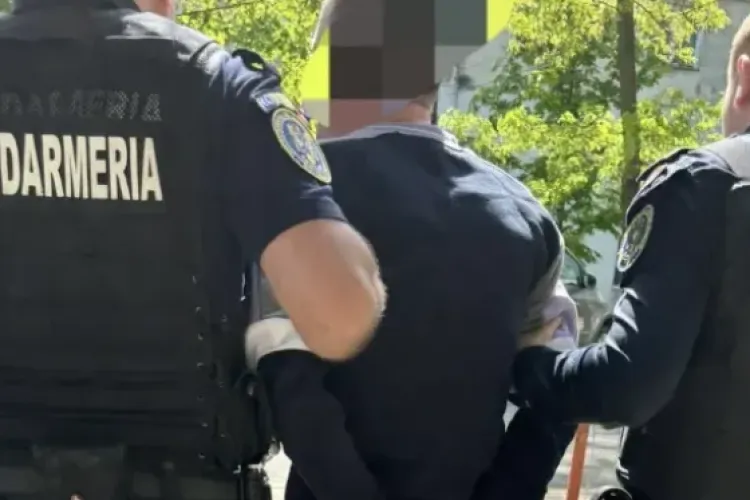 Scandal în Cluj! Un bărbat de 41 de ani a fost reținut după ce a lovit un polițist. Totul a pornit de la un drum blocat