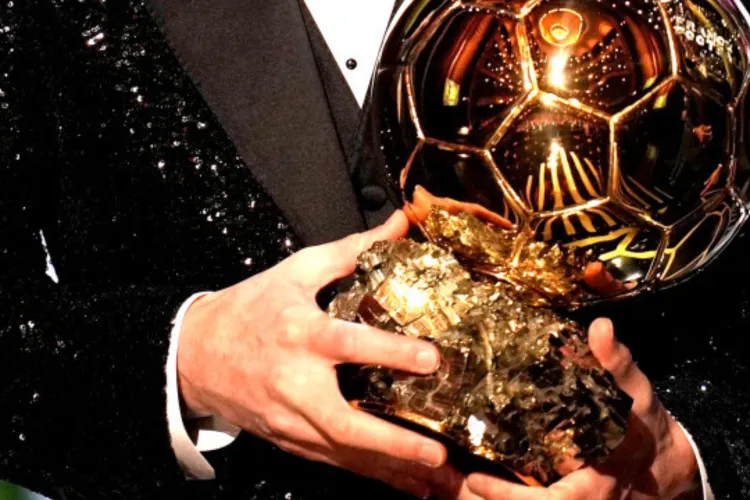 Balonul de Aur 2025 se decide în această seară la Paris: Cine sunt favoriți la câștigarea râvnitului trofeu