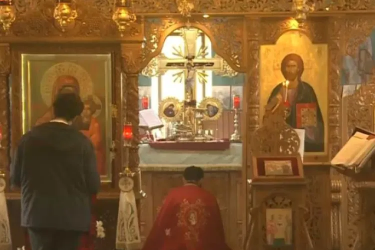 Cluj-Napoca: Slujba de duminică îi deranjează pe unii clujeni: „Forțează rezidenții să participe la slujbă”