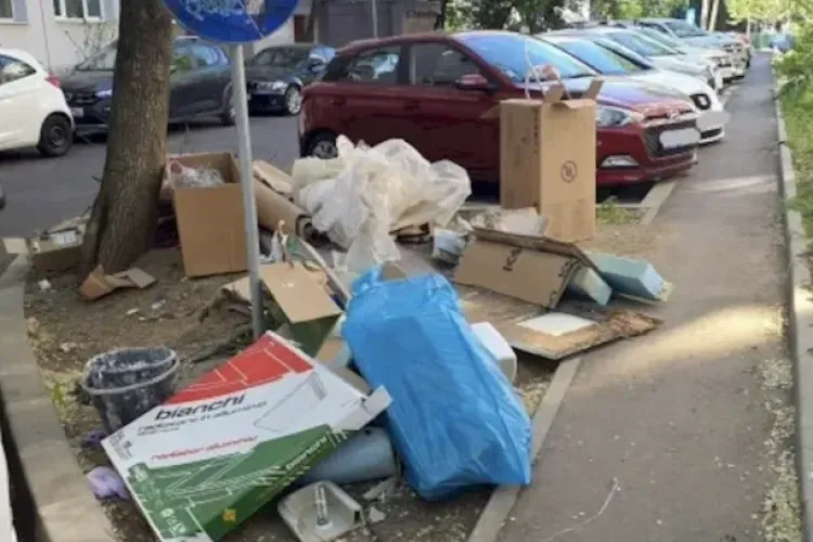 Mizerie și haos pe un șantier din Cluj-Napoca! Locuitorii cer intervenția autorităților: „Ne batem joc de tot” 