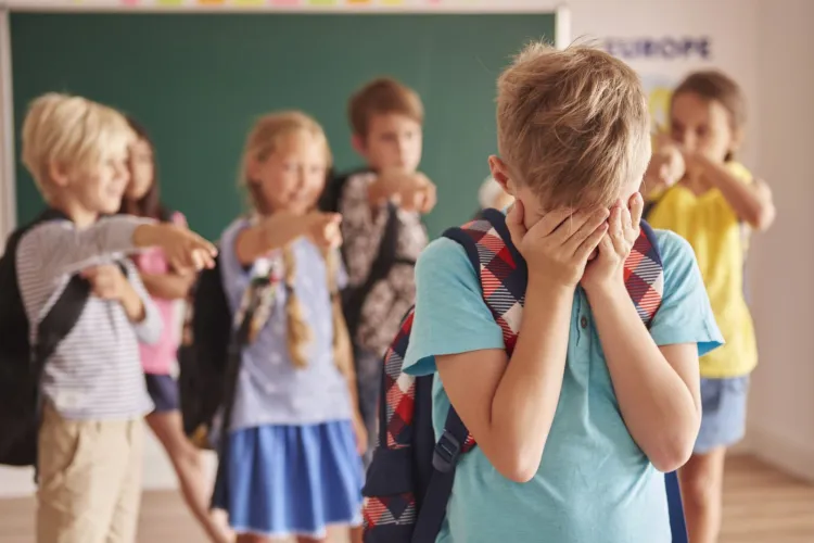 Bullying-ul apare din familie: Comportamentele preșcolarilor sunt un semnal de alarmă, iar educatorii și psihologii sunt extrem de îngrijorați