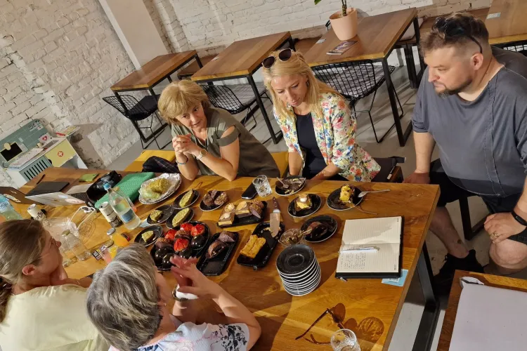 Clujul poate ajunge în topul mondial al turismului! HORECA locală aduce agenții asiatice și planuri spectaculoase pentru Varșovia și Barcelona