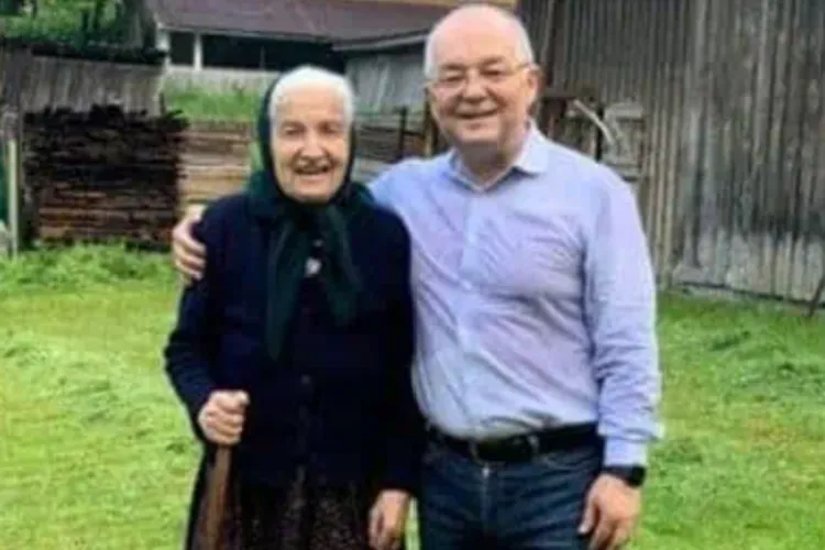 A murit Ana Boc, mama primarului Clujului, un reper de înțelepciune pentru Boc: „O femeie blândă, dar cu o tărie interioară impresionantă” 