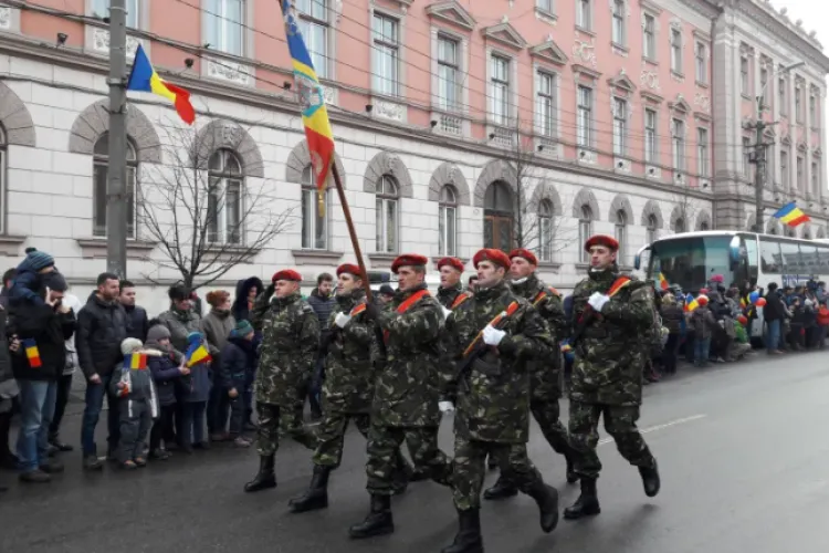 Țară, țară, vrem ostași! Primii tineri vor fi înrolați în armată din 2026. Ministrul Apărării: „Este o nevoie reală”