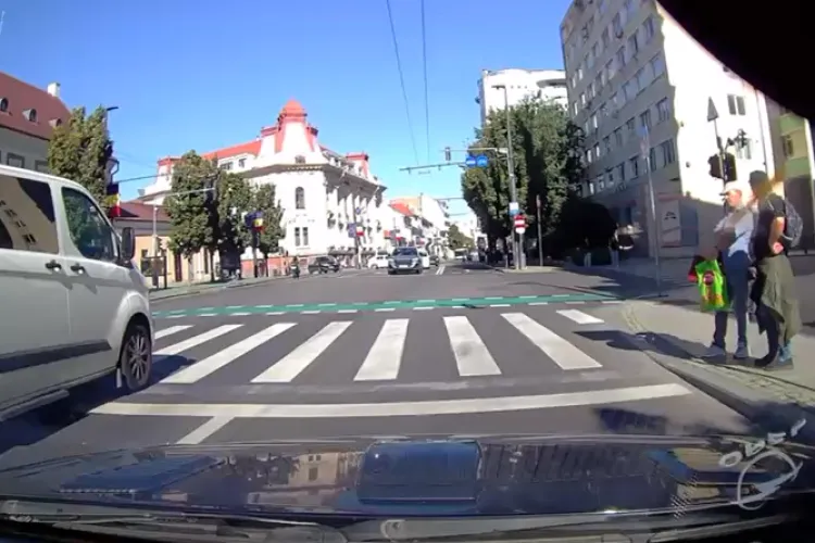 Incident în traficul din Cluj-Napoca! Un șofer a fost la un pas de accident pe una dintre cele mai circulate artere din oraș VIDEO