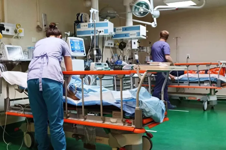 Spitalul Clinic Județean de Urgență Cluj angajează! Unitatea are nevoie atât de muncitori calificați, cât și necalificați: Vezi lista completă 