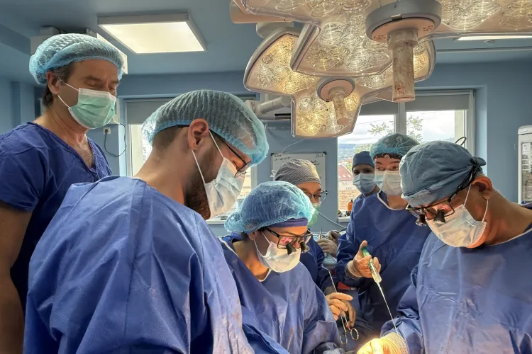 Minune medicală la Cluj-Napoca: Al treilea transplant hepatic în doar șase zile: „Un pacient primește o nouă șansă la viață”