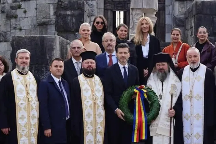 Vasile Dîncu le promite românilor că nu vor mai merge la război niciodată: „Să nu glorificăm războiul, ci pacea pentru care au murit eroii”