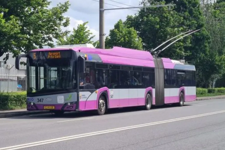 Clujenii se plâng că vor renunța la sistemul Park and Ride din cauza „cetățenilor de la Pata Rât”. „Este imposibil de folosit transportul în comun”