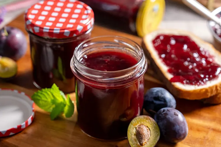 Este gemul bunicii cauza găurii uriașe din TVA? Șeful ANAF explică cum produsele făcute în casă afectează statul