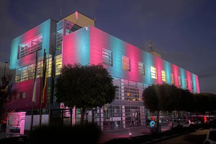 Floreștiul s-a oprit pentru o clipă de reculegere: Primăria din Cluj a comemorat ziua în care copiii nu mai sunt printre noi: „Durerea ta este văzută”