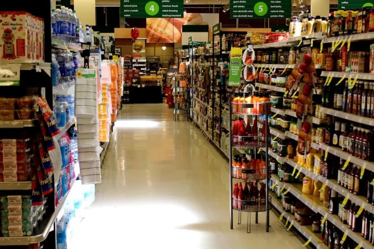 Panica a ajuns în rafturile din Cluj! Carrefour retrage urgent produse după suspiciuni de siguranță. Ce trebuie să știe cumpărătorii!