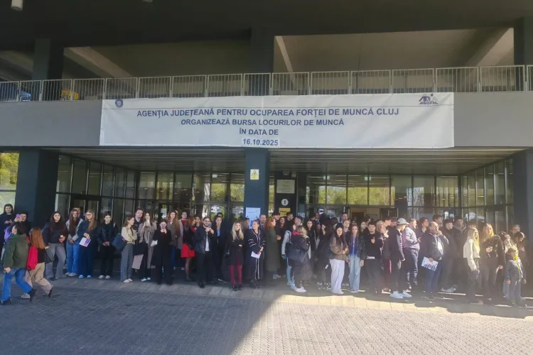 Tinerii din Cluj au dat năvală la Bursa Locurilor de Muncă! Mii de absolvenți în căutarea primului job și un mesaj care i-a emoționat