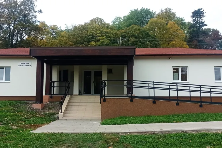 Transformare spectaculoasă la Spitalul de Boli Psihice Borșa! Clădirile arată ca noi după investiția Consiliului Județean Cluj