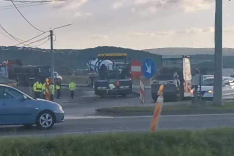 Vești bune pentru cei care circulă pe centura Apahida. E aproape gata extinderea sensului giratoriu de la OMV- VIDEO