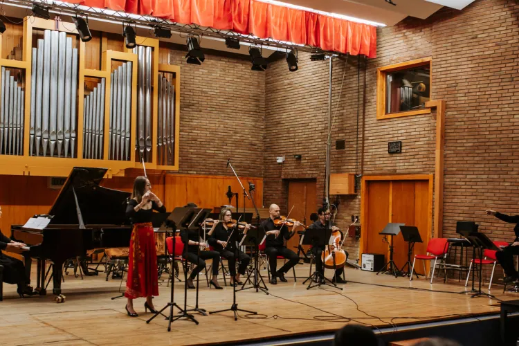 Spectacol grandios la Cluj! Ansamblul AdHOC aduce magia muzicii „De la contemporani la clasici”, în Toamna Muzicală Clujeană 2025!