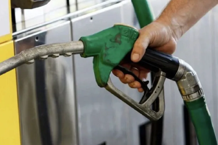 Scumpirea carburanților lovește România! Benzina și motorina se scumpesc, sancțiunile internaționale și accizele fac ravagii