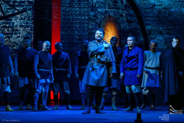 Baritonul clujean Mihai Damian, triplă victorie în competiția internațională prestigioasă fondată de Plácido Domingo. Îl puteți vedea pe scena de la Cluj