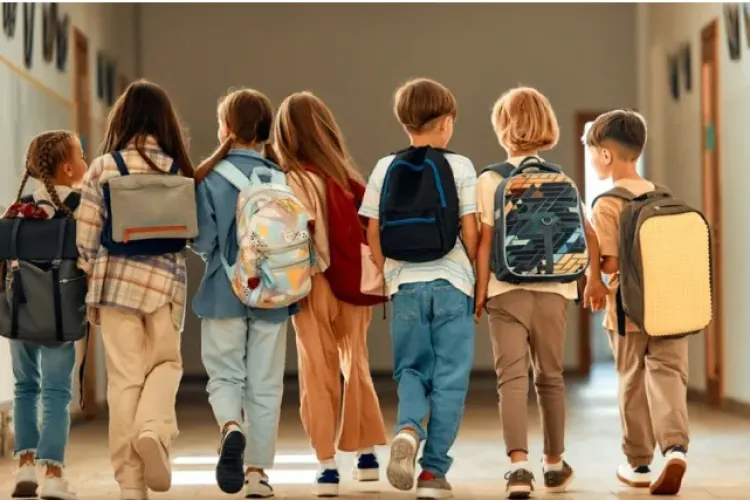 Prima vacanță a anului școlar 2025–2026 începe în octombrie. Când se întorc elevii la cursuri