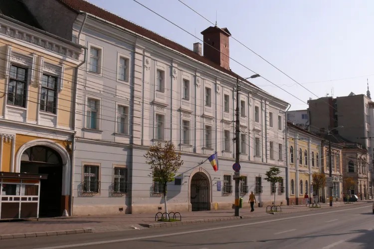 Vești bune pentru clujeni! Peste 150 de fotografii spectaculoase din satele României pot fi admirate în continuare la Muzeul Etnografic!