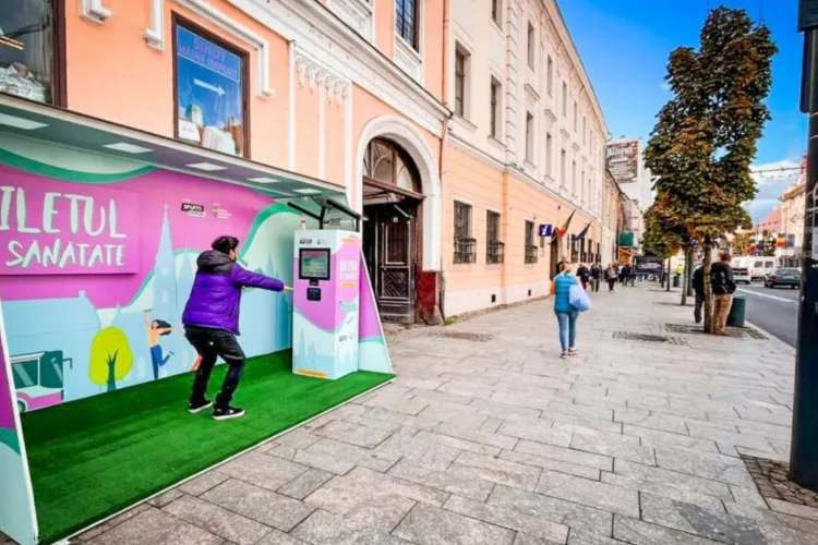 Probleme la stația „Biletul de Sănătate” de pe Memorandumului din Cluj-Napoca: Câțiva tineri ocupă spațiul și vând bilete ilegal: „Au acaparat stația”