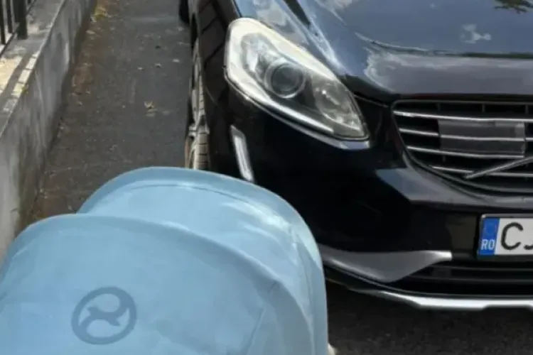 Pericol zilnic pe o stradă din Cluj-Napoca! Părinții trag un semnal de alarmă: „Vizibilitatea este redusă, iar mașinile circulă tot mai repede”