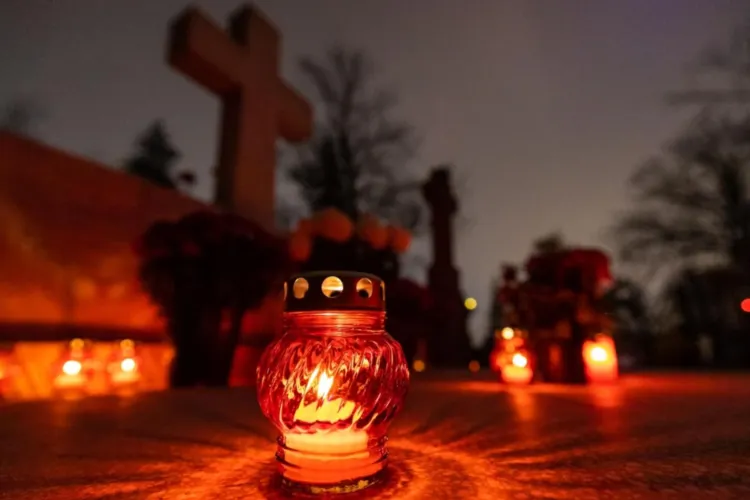 Clujenii se reunesc în Cimitirul Central pentru Concertul de Luminație: Când are loc evenimentul mult așteptat și ce temă are această ediție